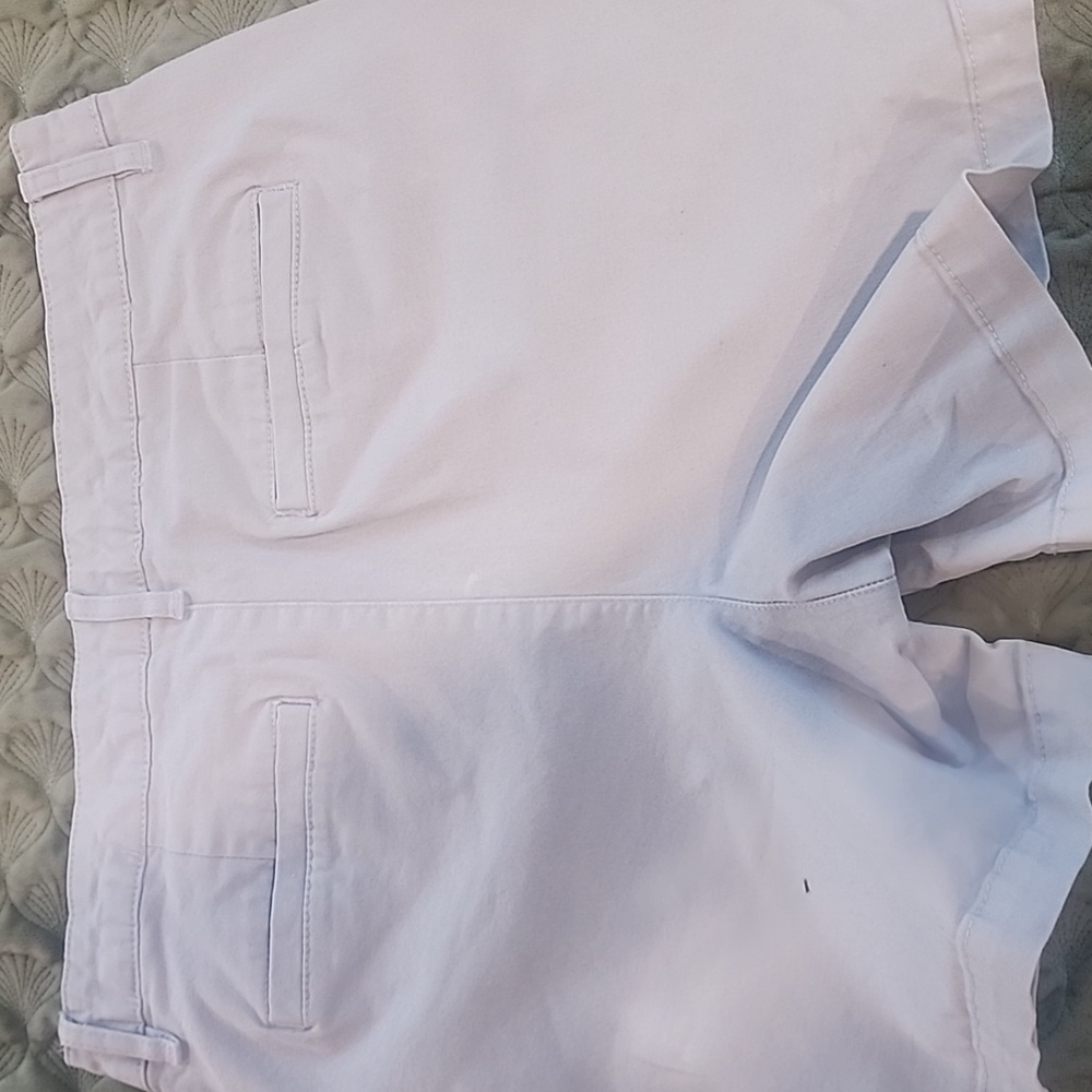 Amazon Essentials Light Gray Short Mid Length Siz… - image 7